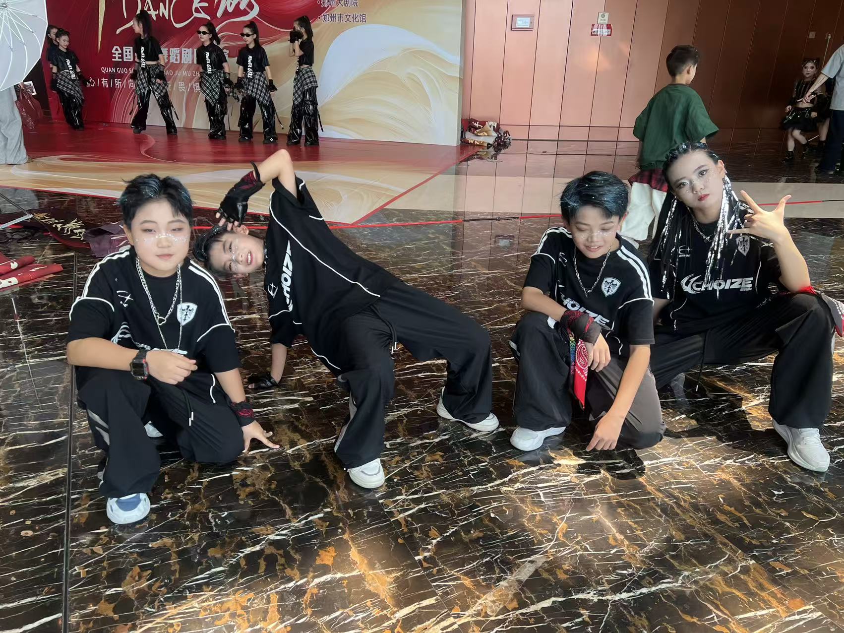 郑州金成国贸舞蹈班有储物柜吗